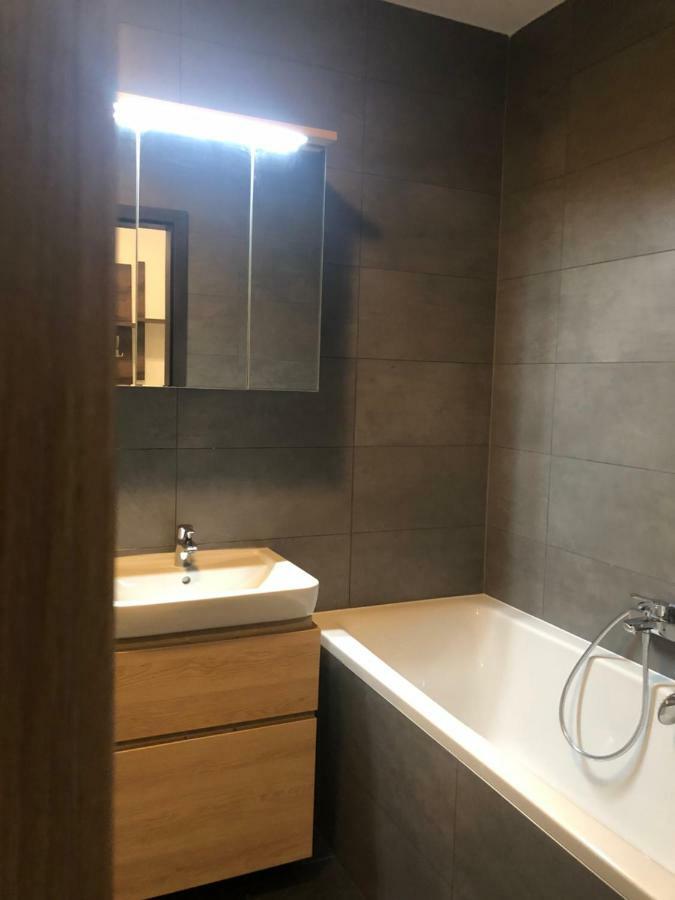 Garden Apartman Radnica - Private Parking Included Kösice Dış mekan fotoğraf
