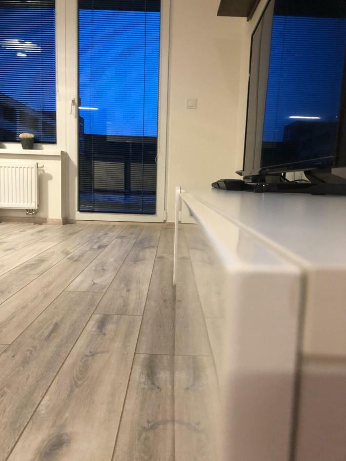 Garden Apartman Radnica - Private Parking Included Kösice Dış mekan fotoğraf